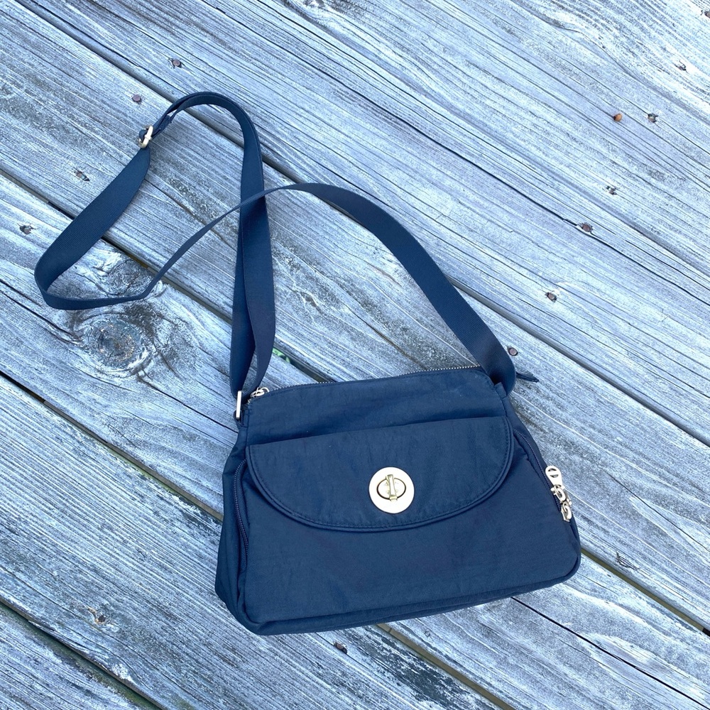 Baggalini crossbody purse - super cute!